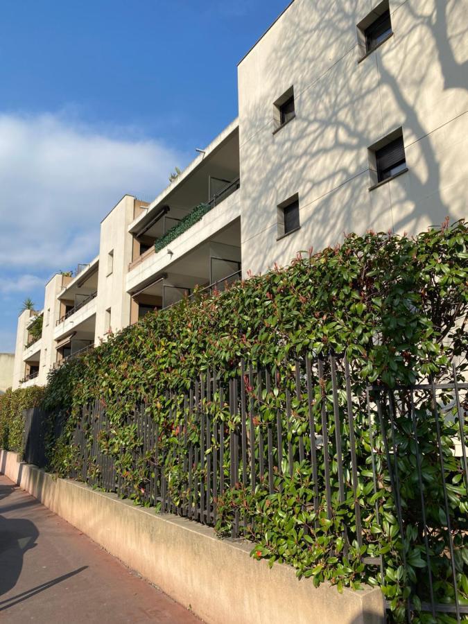 T2 Proche De La Gare, A 10 Minutes A Pieds De La Croisette, Piscine & Parking Dans Residence De Haut Standing Кан Екстериор снимка