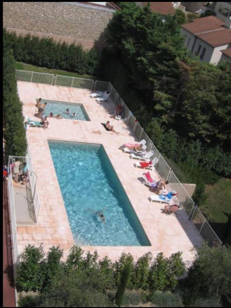 T2 Proche De La Gare, A 10 Minutes A Pieds De La Croisette, Piscine & Parking Dans Residence De Haut Standing Кан Екстериор снимка