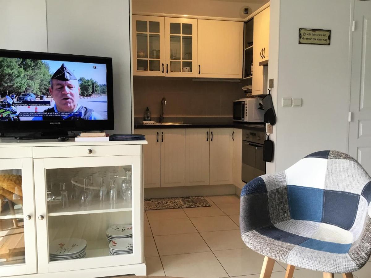 T2 Proche De La Gare, A 10 Minutes A Pieds De La Croisette, Piscine & Parking Dans Residence De Haut Standing Кан Екстериор снимка